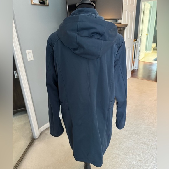 The North Face Women's Navy Trench Coat - Picture 4 of 9